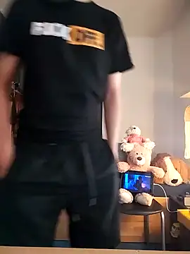 Dennis 2024 online show from 01.11.25