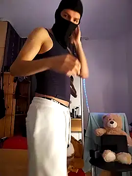 Dennis 2024 online show from 01.23.25