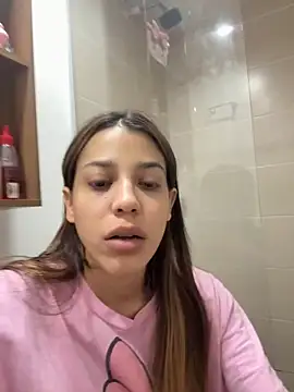 DanielaSaenz0 online show from 11.04.25