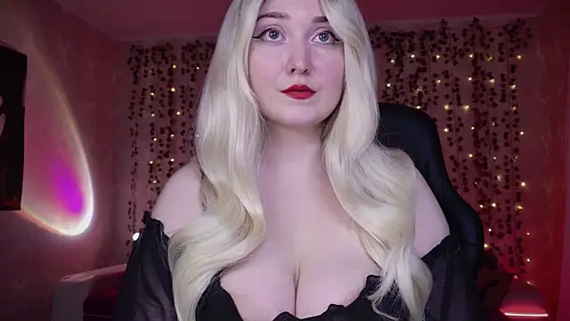 Snapshot of AllisonBlack_ chatting on 11.06.25 AllisonBlack online show from 11.06.25