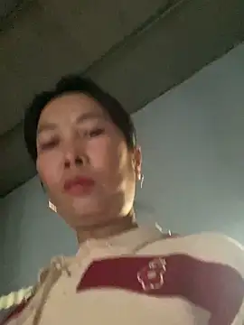 Linaannn online show from 12.19.25