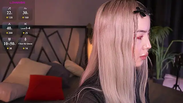 LindaThacker online show from 04.09.26