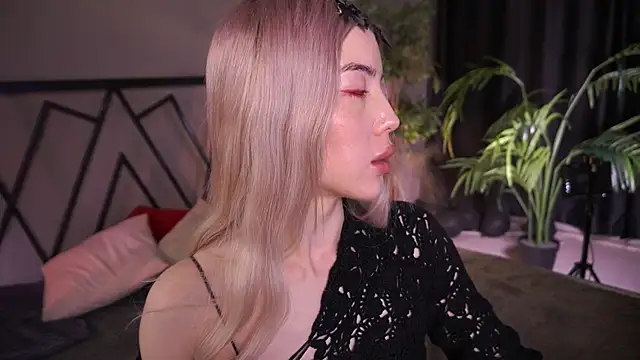 LindaThacker online show from 04.13.26