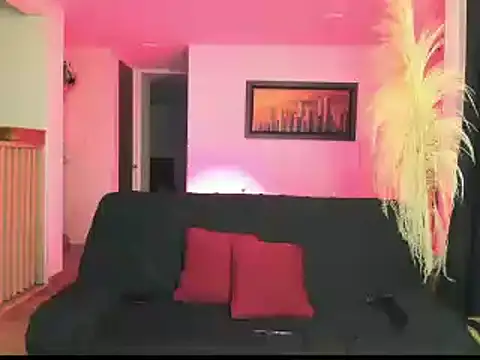 Snapshot of MARCELOANDLUCIAN chatting on 01.26.25 MARCELOANDLUCIAN online show from 01.26.25