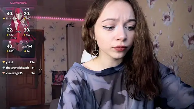 Snapshot of _SofiaBrown chatting on 02.10.25  SofiaBrown online show from 02.10.25