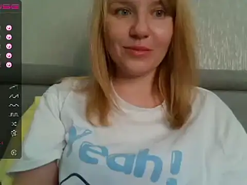 urbadkitty online show from 03.17.25