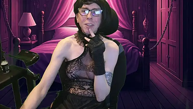 Snapshot of april_show_her chatting on 03.20.25 april show her online show from 03.20.25