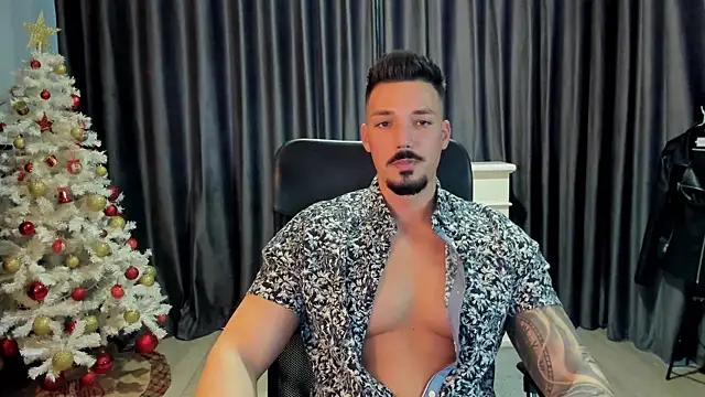 Snapshot of HaydenSpearss chatting on 12.13.24 HaydenSpearss online show from 12.13.24