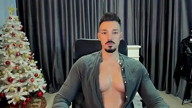 Snapshot of HaydenSpearss chatting on 12.14.24 HaydenSpearss online show from 12.14.24