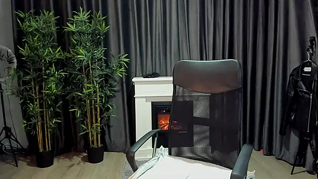 Snapshot of HaydenSpearss chatting on 03.18.25 HaydenSpearss online show from 03.18.25