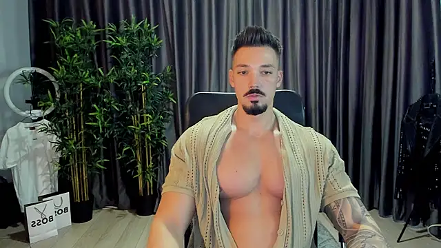 Snapshot of HaydenSpearss chatting on 10.04.25 HaydenSpearss online show from 10.04.25