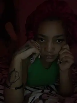 Laanegraofficial  online show from 04.16.26