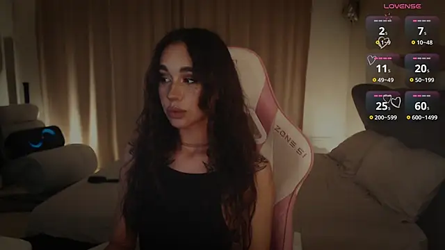 Snapshot of march_mellow chatting on 03.06.25 march mellow online show from 03.06.25