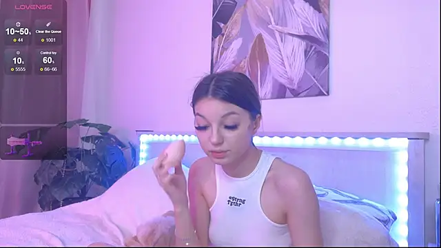 Veronica leal online show from 11.17.25