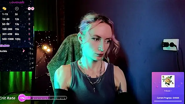 Snapshot of _HelenCarter chatting on 05.12.26 HelenCarter online show from 05.12.26