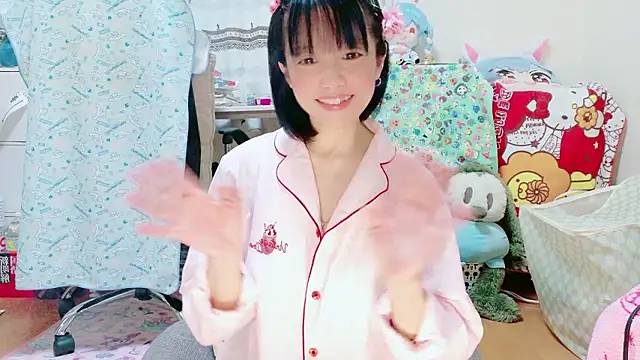 renapiyon8182 online show from 10.25.25