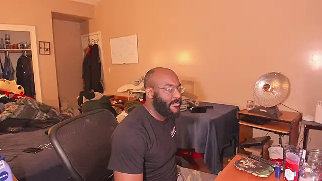 MrChuckDailyXXX online show from 03.01.26