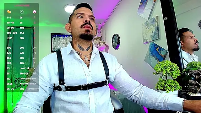 Snapshot of Adil_aminn chatting on 11.19.25 Adil aminn online show from 11.19.25