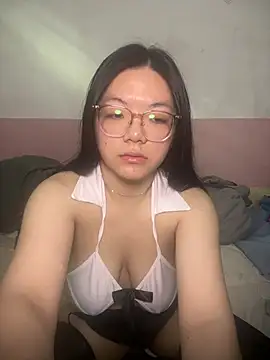 liu195874 online show from 02.24.26