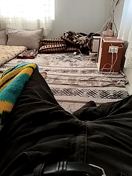 Snapshot of murokkk31 chatting on 12.17.25 murokkk31 online show from 12.17.25