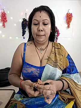 YOUR LOVELY-40 online show from 11.01.25