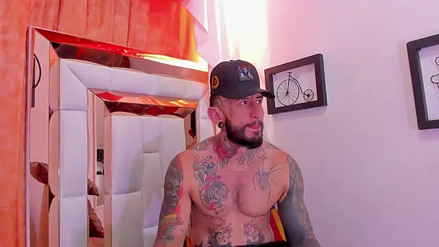 dilan scootk  online show from 04.04.26