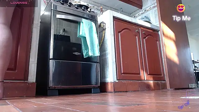 Snapshot of carlajames_ chatting on 02.17.25 carlajames online show from 02.17.25