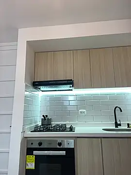 Snapshot of VictoriaRoss1 chatting on 01.09.26 VictoriaRoss1 online show from 01.09.26