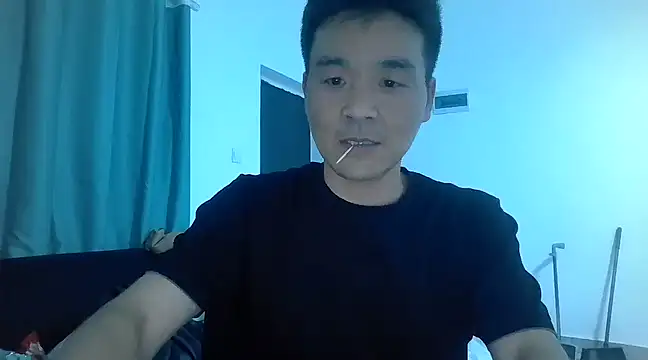 Snapshot of kisstoyousoon2024 chatting on 03.16.25 kisstoyousoon2024 online show from 03.16.25