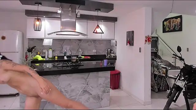 Snapshot of vicky_wendy_hot_sexx chatting on 02.19.25 vicky wendy hot sexx online show from 02.19.25