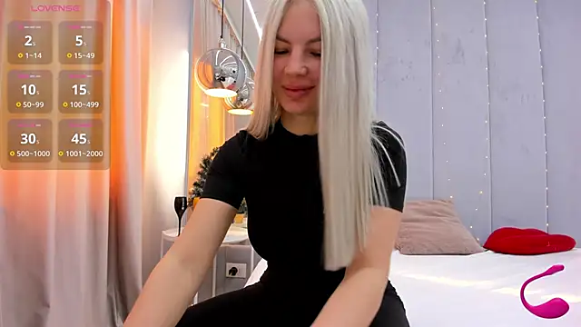 Snapshot of Jessy_Jo chatting on 02.05.25 Jessy Jo online show from 02.05.25