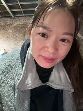 Hellen 111 online show from 02.26.25