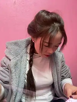 Hellen 111 online show from 02.27.25