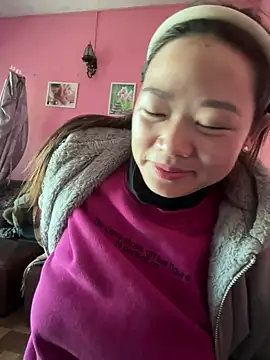 Hellen 111 online show from 03.03.25