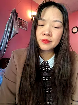 Hellen 111 online show from 11.23.25