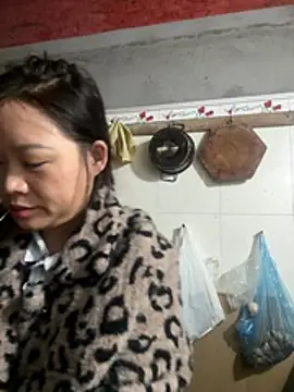 Hellen 111 online show from 03.04.26