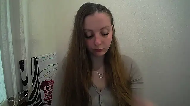 Snapshot of _Annabelle_Lee chatting on 10.22.25 Annabelle Lee online show from 10.22.25