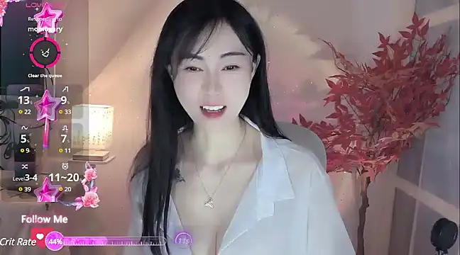 Snapshot of Lisa-s chatting on 03.04.25 Lisa-s online show from 03.04.25