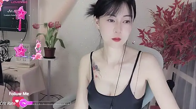 Snapshot of Lisa-s chatting on 03.13.25 Lisa-s online show from 03.13.25