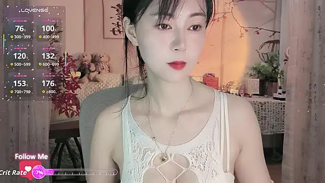 Snapshot of Lisa-s chatting on 09.20.25 Lisa-s online show from 09.20.25