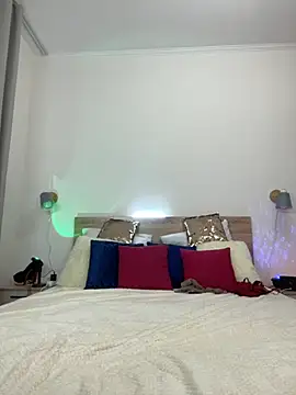 KateRedgar online show from 10.30.25