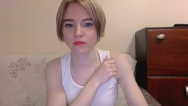 Snapshot of Eva_vagner chatting on 03.08.25 Eva vagner online show from 03.08.25