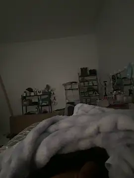 AdrianUquillas online show from 04.09.26