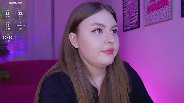 Snapshot of Mia__Peach chatting on 02.19.25 Mia Peach online show from 02.19.25