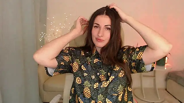 MaryMalory11 online show from 02.26.25