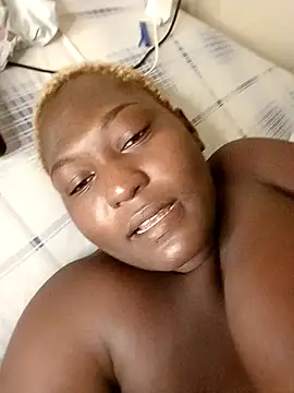 Snapshot of laviedavi chatting on 04.08.26 laviedavi online show from 04.08.26