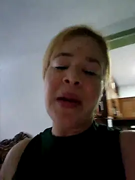 Snapshot of lamorbosa37 chatting on 03.12.25 lamorbosa37 online show from 03.12.25