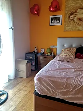 Snapshot of lamorbosa37 chatting on 09.18.25 lamorbosa37 online show from 09.18.25