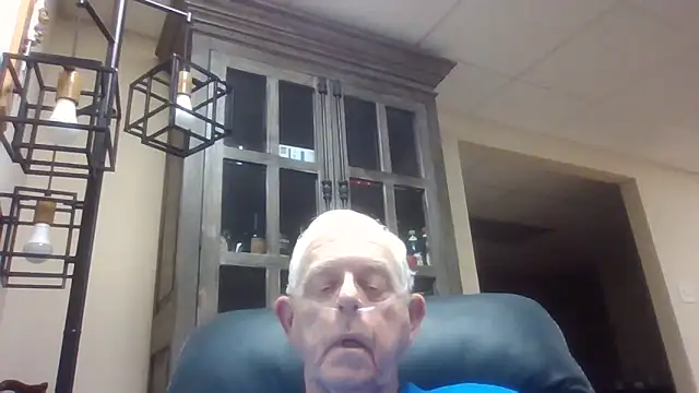 Snapshot of bootlegmanz chatting on 11.14.25 bootlegmanz online show from 11.14.25