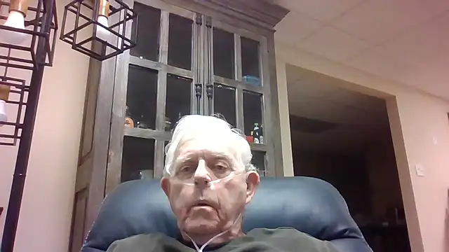 Snapshot of bootlegmanz chatting on 01.17.26 bootlegmanz online show from 01.17.26